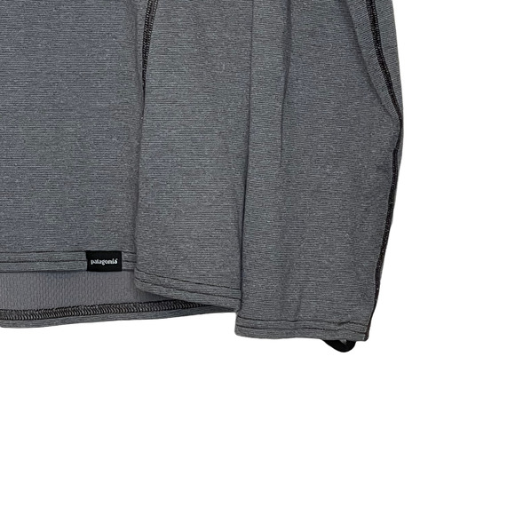 Patagonia Mens 1/4 Zip Pullover Lightweight Shirt Size Medium Gray Polyester - Picture 3 of 4